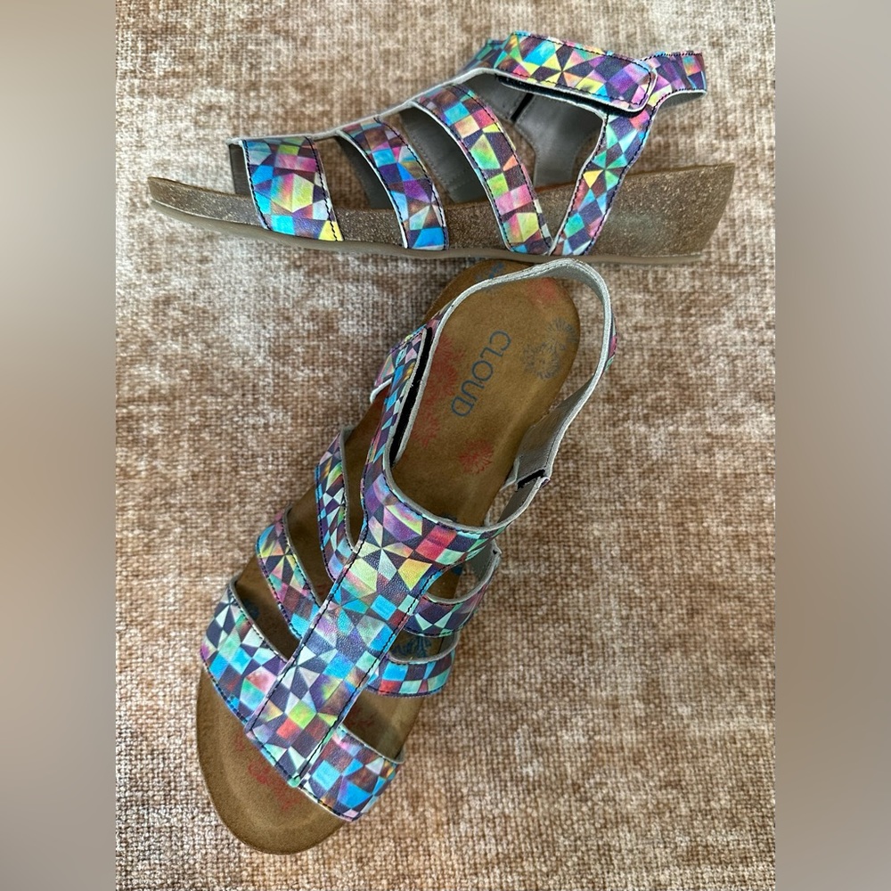 Cloud Footwear Geometric Multi-Color Leather Strappy Wedge Sandals Size 39